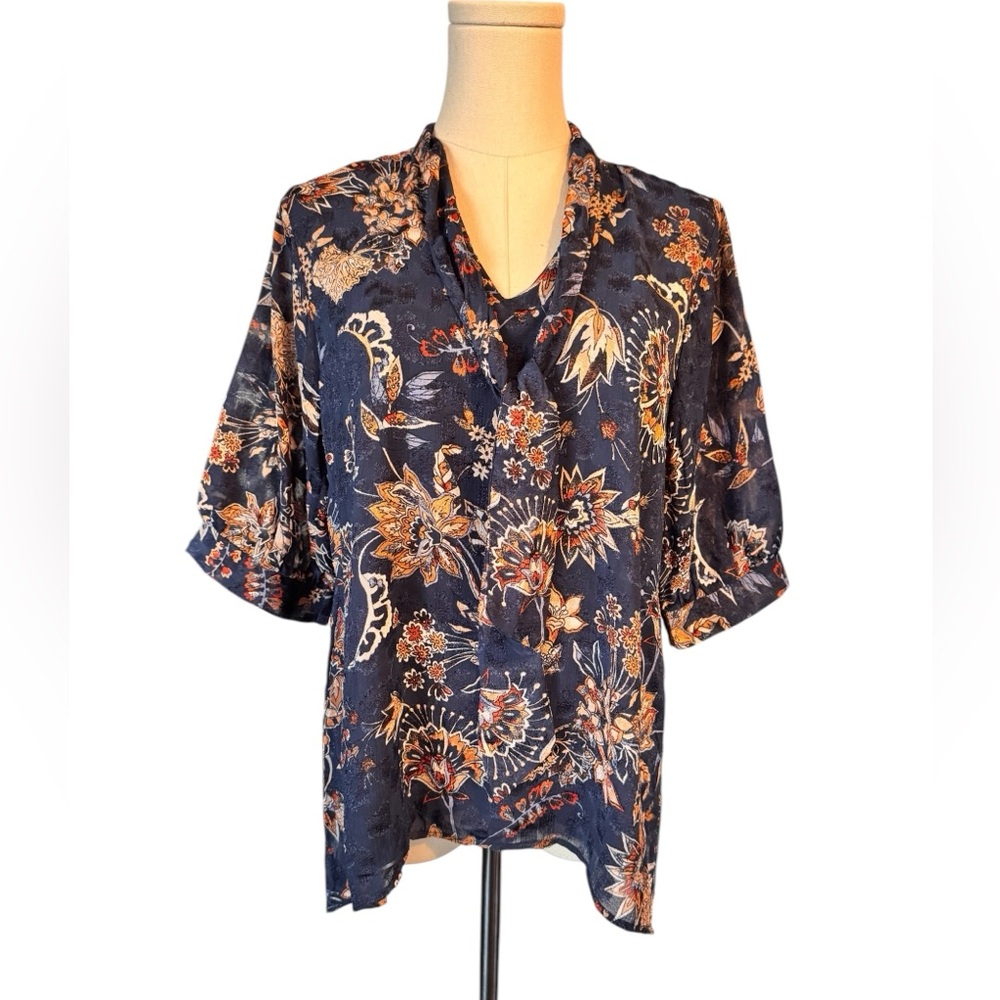 Cupio Floral Navy Short Sleeve Blouse Size Medium
